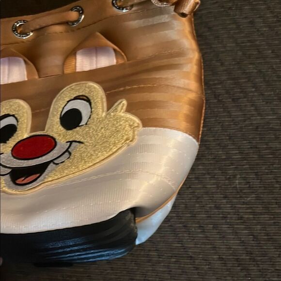 Harveys Seatbelt Disney Chip ‘n’ Dale Double-Sided Chipmunk Crossbody  Brand New - Picture 10 of 11